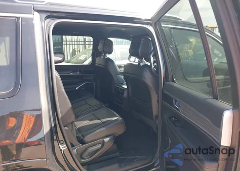 2023 Jeep Wagoneer Series Iii 4X2 z USA, uszkodzony, nr VIN 1C4SJUDPXPS505840